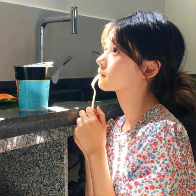 青春拉拉手